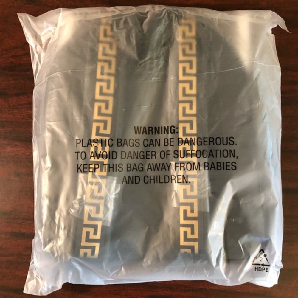 💥Moving to @the_bag_guy💥VERSACE PARFUMS - Women’s Backpack - Black and Gold - Picture 5 of 10